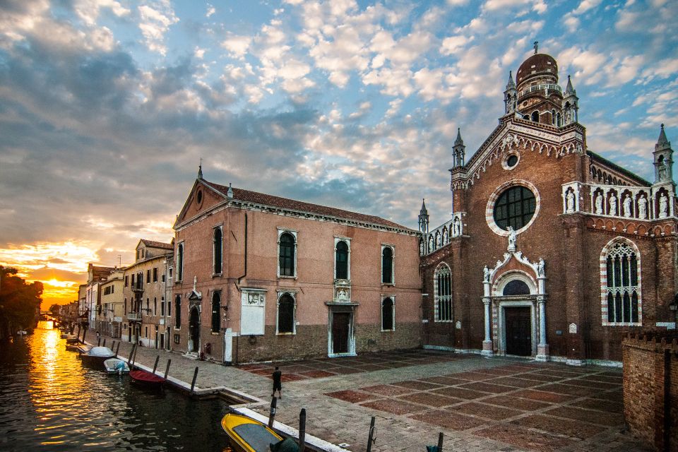 Venice: 3-Hour Private Photo-Walk - Famous Landmarks and Quiet Corners, Without the Crowds Feeling Like a Wall