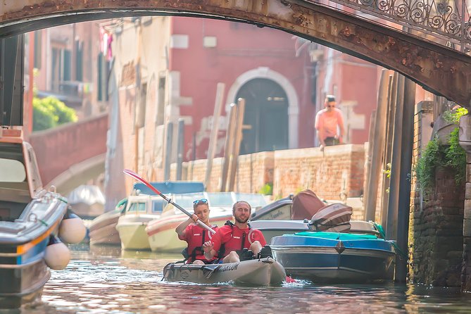 Venice: 60' Quick Kayak Tour with guide - The Route: Narrow Canals, Lagoon Air, and Close-Up Venice Views