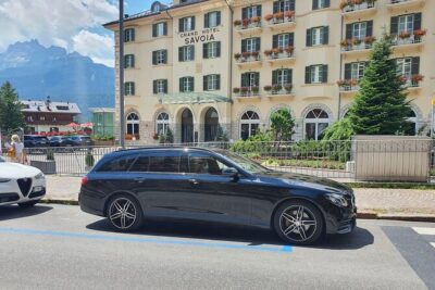 Venice Airport (VCE) to Venice (water boat included) - Arrival Private Transfer - The Car Leg: Licensed, Insured, and Made for Weather