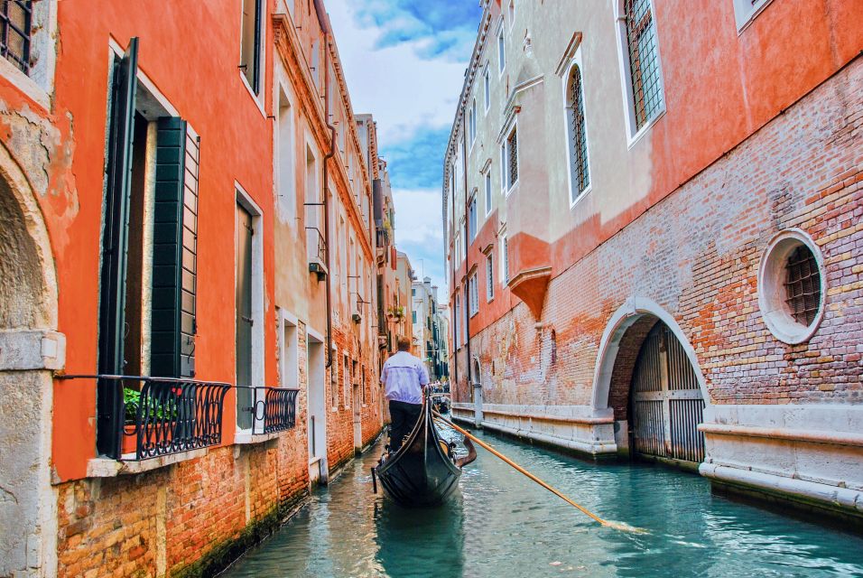 Venice: Basilica and Doge's Palace Tour with Gondola Ride - A Time-Saver Combo: Basilica, Doge’s Palace, and a Classic Gondola