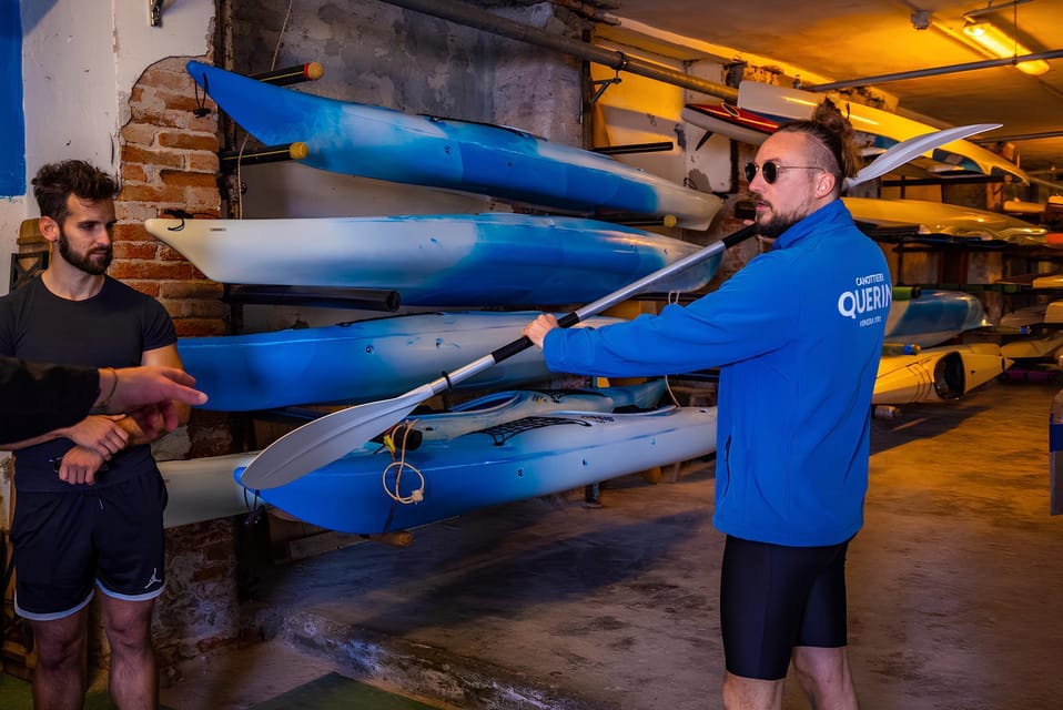 Venice Beginner's Kayak Tour in the Medieval Arsenal - Meeting Point and Group Setup: How You’ll Actually Find It