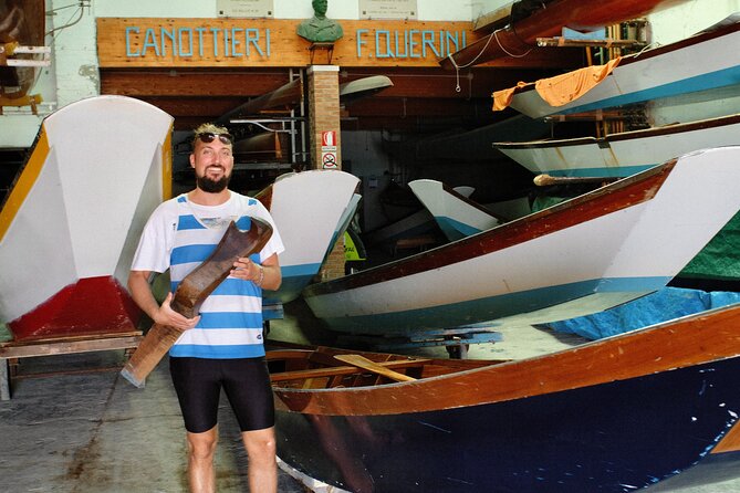 Venice Beginner's Kayak Tour: train & visit the Medieval Arsenal - English Instruction and the Photo Service Touch