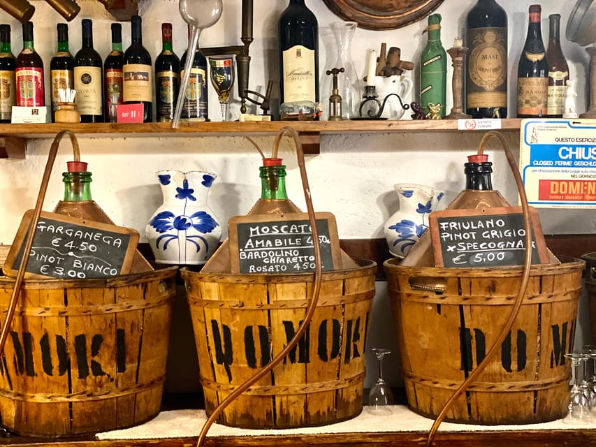 Venice: Cicchetti Street Food and Sightseeing Walking Tour - Drinks: tastings include food, not wine by default