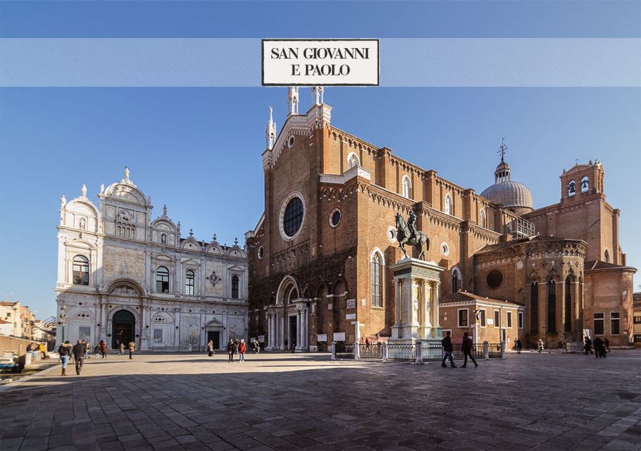 Venice: City Center Historical Guided Walking Tour - The Venice Gallery VR journey: a timeline you can wear