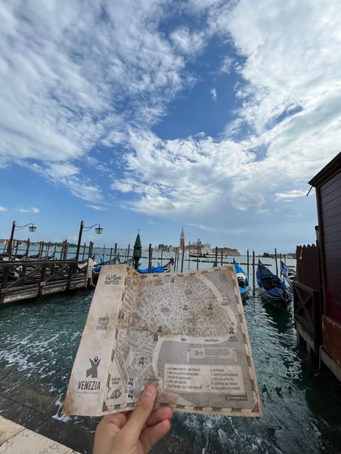 Venice City Escape: "Hunting for L'Omo dal Capelon" - Starting Point at Calle Bergami 917: What You’ll Actually Do First