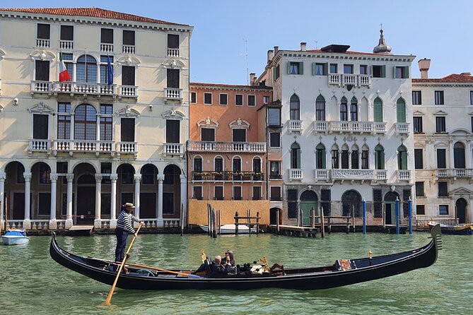 Venice City Highlights Small Group Tour with a local guide - Key Things That Make This Venice Walk Work Well
