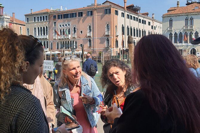 Venice City Highlights Small Group Tour with a local guide - Pace, Group Size, and the Style of a 2-Hour Highlights Walk