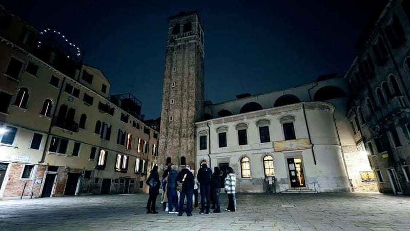 Venice: Crimes, Legends, and Mysteries Sunset Tour - Walking realities: shoes, weather, and hearing your guide