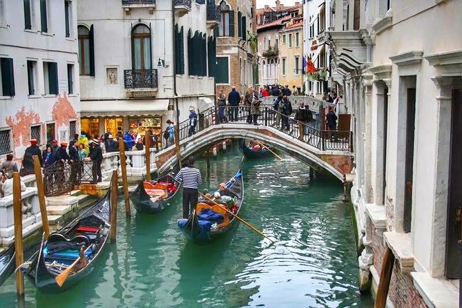 Venice Dinner Food Tour around Jewish Ghetto & Cannaregio Quarter - What you’ll actually do: a paced evening walk (not a marathon)