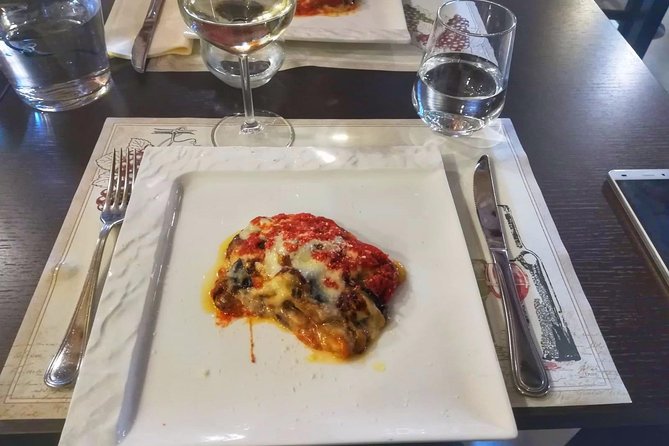 Venice Dinner Food Tour around Jewish Ghetto & Cannaregio Quarter - The food stops: where the dinner part really shines