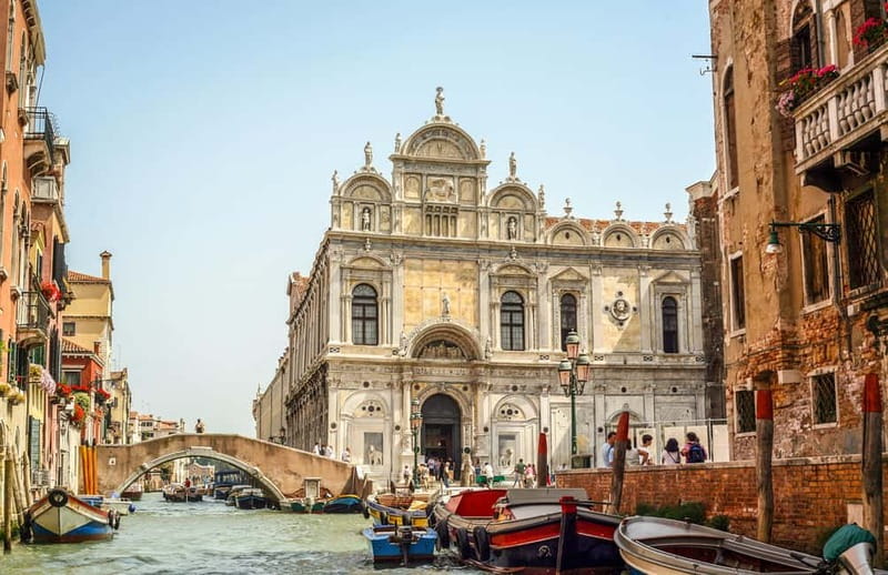Venice : Discover Venice On Hidden Gems Guided Walking Tour - Price and Value: Is $49 a Good Deal for 1.5 Hours?