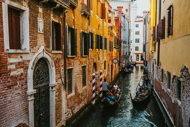 Venice: Doge's Palace and St. Mark's Basilica Fast Access Tour - Murano glass demo near Piazza San Marco: a hands-on culture break