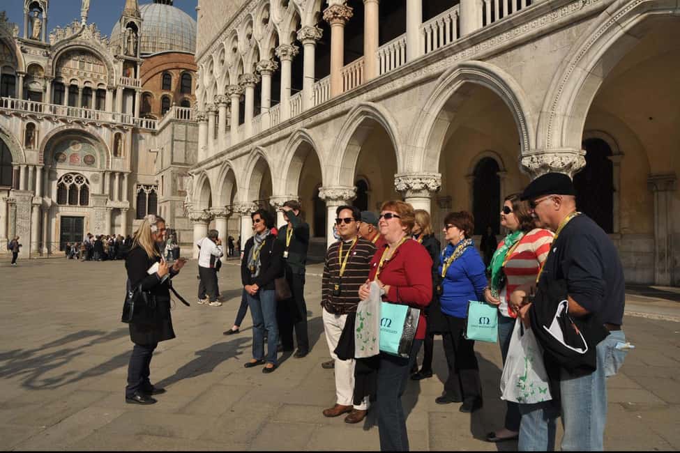 Venice: Doge's Palace & Prisons Tour - Bridge of Sighs and the prison network: expectation check