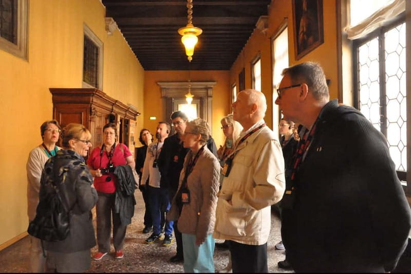 Venice: Doge's Palace & Prisons Tour - Doge’s Palace public rooms: politics you can actually picture