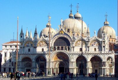Venice: Doge's Palace & Saint Mark's Small Group Tour - Basilica d’Oro: golden mosaics, the Doge’s chapel past, and what to notice