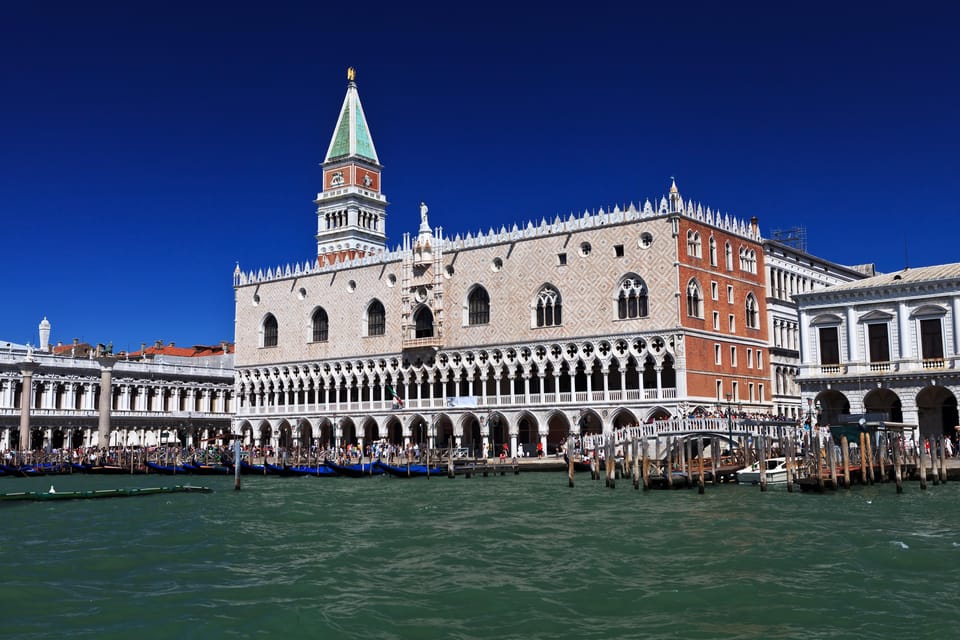 Venice: Doge's Palace Secret Itineraries Guided Tour - Where you meet at the Doge’s Palace (and how to not lose the group)