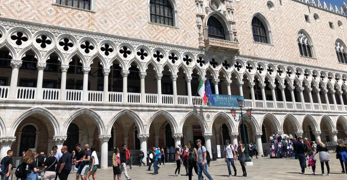 Venice: Doge's Palace & St. Mark's Basilica Tour - Doge’s Palace: where Venetian politics became architecture