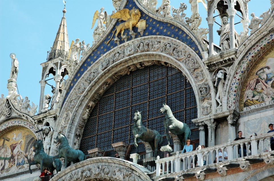 Venice: Doge's Palace & St. Mark's Basilica Tour - The four original bronze horses: not just a photo prop