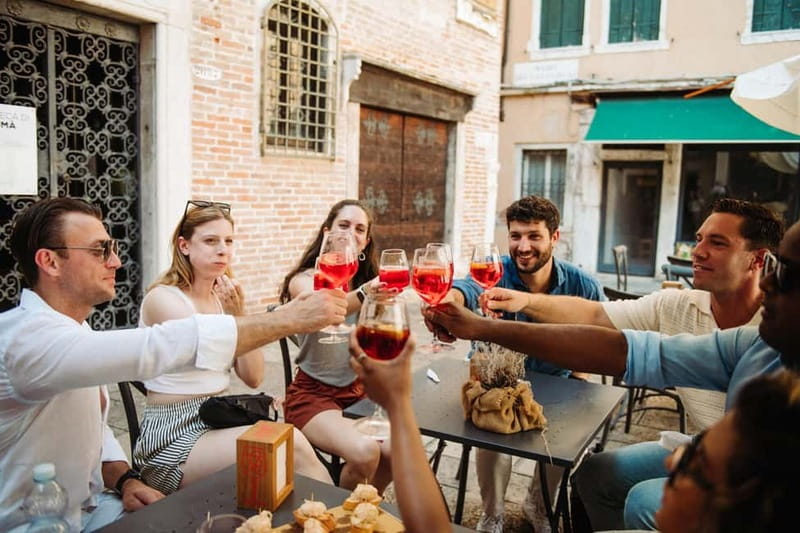 Venice: Eat & Drink Like a Local – Evening Cicchetti Tour - Walking Route Through San Polo and Dorsoduro: Where the Crowds Thin Out