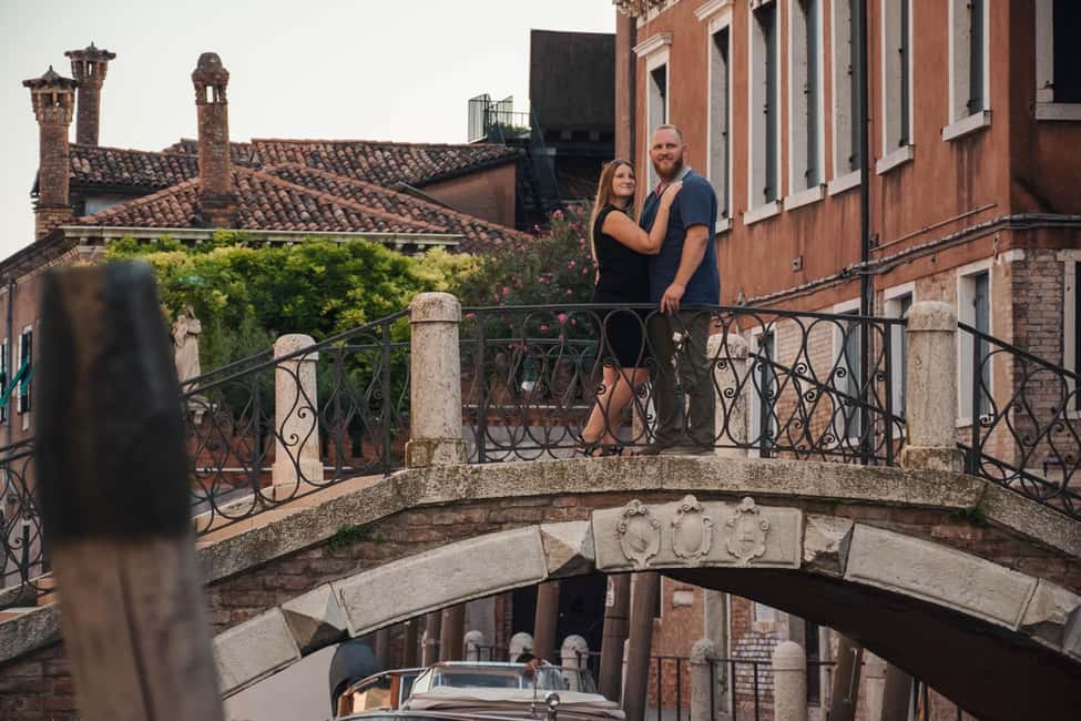 Venice: Exclusive Photoshoot in Hidden Locations - What You Get Back: 50 to 150 Edited Photos in 72 Hours