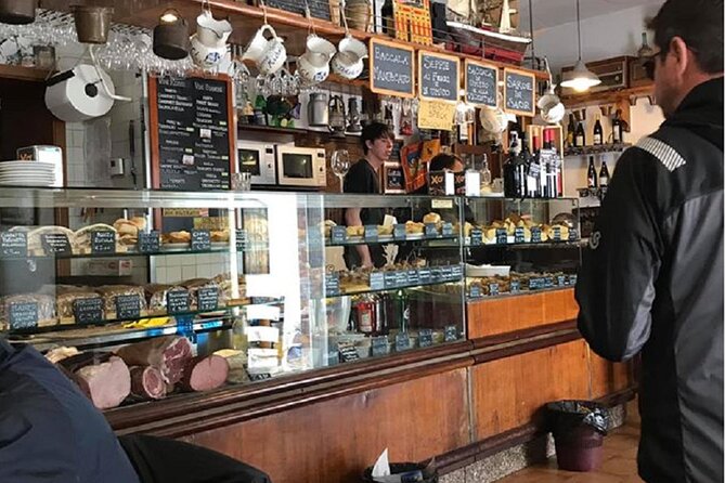 Venice Food Tour - A 3.5-hour Venice evening route built around tastings