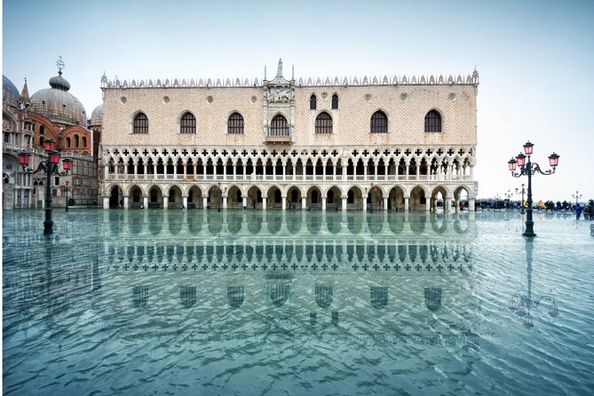 Venice for First-Timers: Essential Private Tour - From aqua granda to 2019: water events that reshaped daily life
