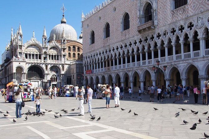Venice for Kids: Family-Friendly Small-Group Walking Tour - Meet at Campo San Bortolomio: the easy start point