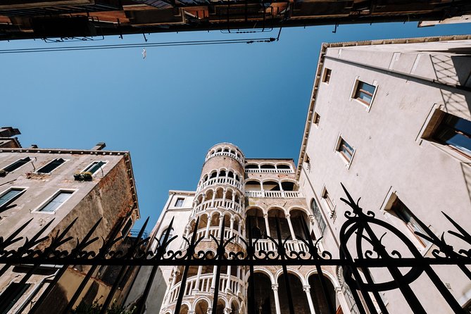 Venice Gondola ride with Skip the Line Doge's Palace tour - Who This Tour Fits Best (and Who Should Skip It)