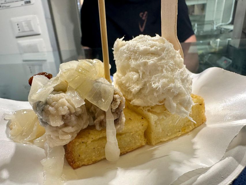 Venice: Guided City Highlights and Street Food Tour - Where You Meet: Campo San Bartolomio and the Goldoni Landmark