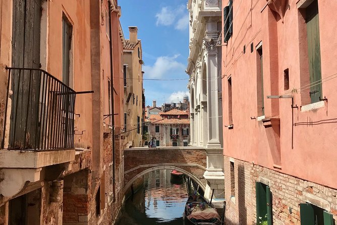 Venice Hidden Gems and Secrets Tour with a Local in Small Group - Gallerie dell’Accademia Area: Scuole Grandi and Museum Origins