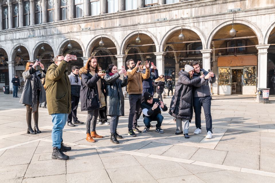 Venice: Hidden Spots Guided Photography Tour - The Meeting Point to Ending Back Again