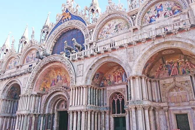 Venice highlights and hidden gems Small Group walking tour - A two-hour small-group walk that actually gives you a Venice map