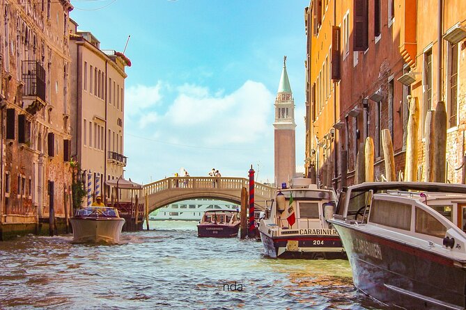 Venice Highlights Self Guided Scavenger Hunt and Walking Tour - Price and value: what $17.38 per group really buys you