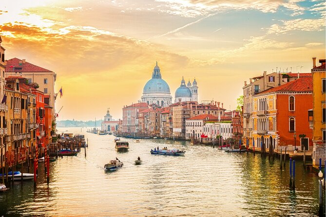 Venice Highlights with Local: Private Walking Tour & Gondola Ride - The big idea: a private Venice route that keeps you from wandering blind