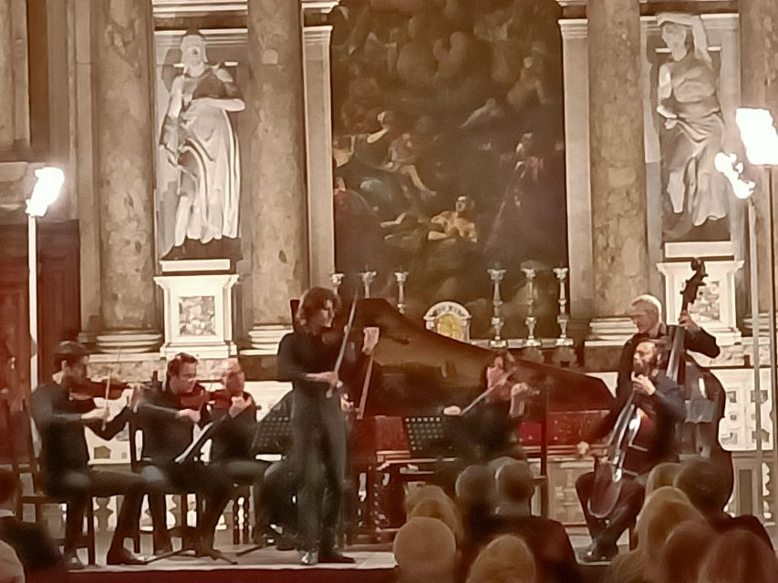 Venice: Interpreti Veneziani Concert at Church of San Vidal - Rules to keep the concert focused