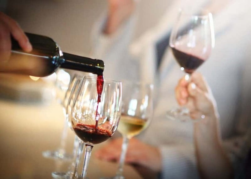 Venice: Italian Prosecco or Red Wine Tasting Expereince - Price and value: Is $55.80 worth it?