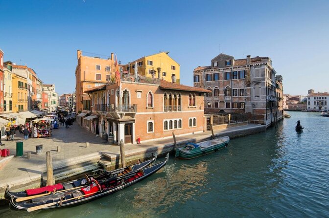 Venice: Jewish Ghetto & Cannaregio Area Food Tour: Pasta Wine Gelato and More! - Stop 2: Cannaregio on Foot for Food, Wine, and Gelato