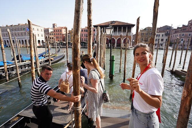 Venice Like a Local: Food, Wine & Spritz Tour with Traghetto Ride - Who this tour is best for (and who should think twice)