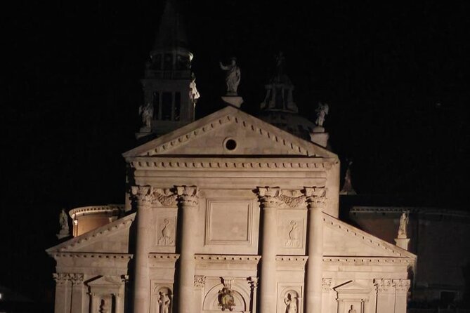 Venice Night Boat Tour from Zattere - Giudecca Canal Views and Molino Stucky: Brick, Water, and a Different Venice