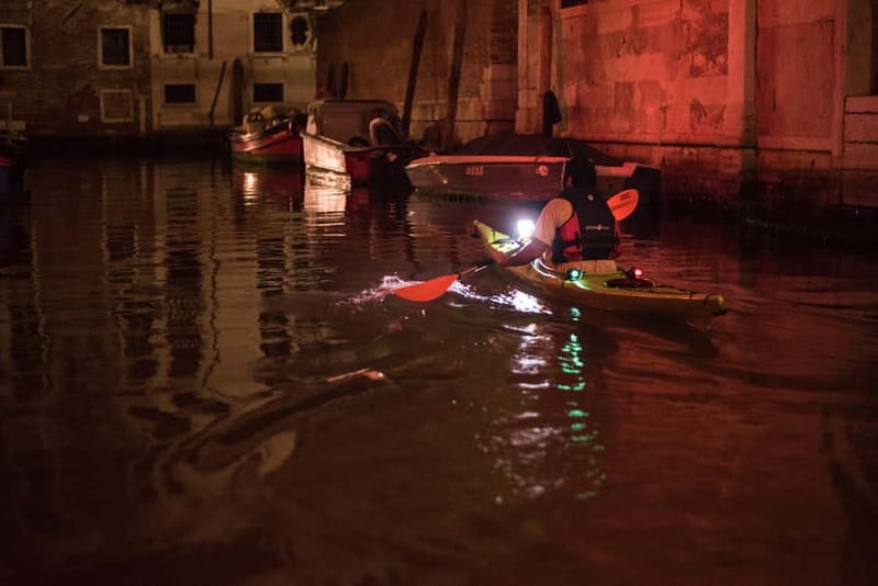 Venice: Night + Sunset Kayak Tour Kayak in the Canals - Why a night kayak in Venice works (and why it feels different)