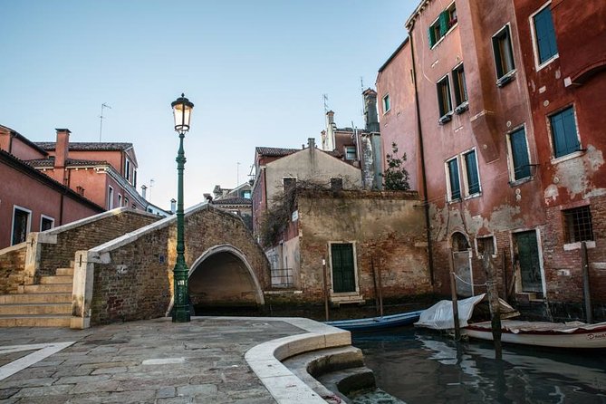 Venice Off the Beaten Path: Private Tour in Venice with a Local - Price and value: $361 per group and what you actually get