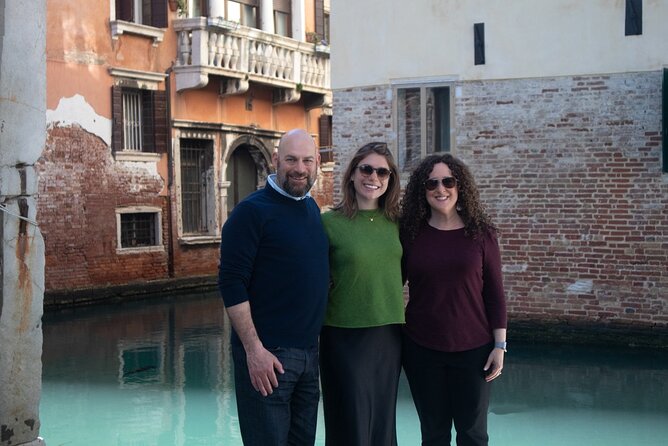 Venice Portrait Photoshoot - Making Memories - Couples, solo travelers, families: who this fits best