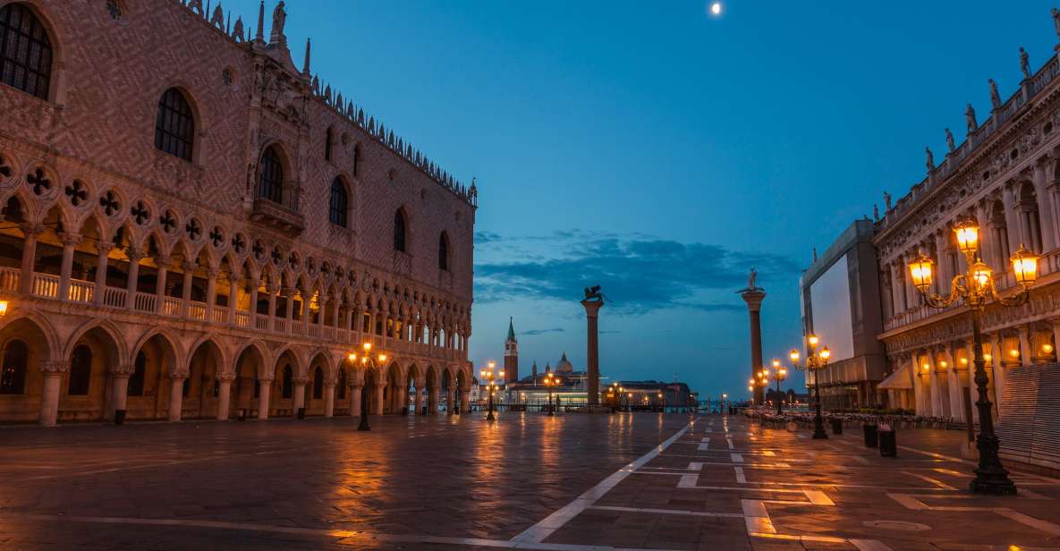 Venice: Private After Dark Tour and Gondola Ride - Why Venice After Dark Feels More Personal