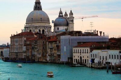 Venice : Private Custom Walking Tour with a Local Guide - Meeting and starting in the right neighborhood (so you don’t waste hours)