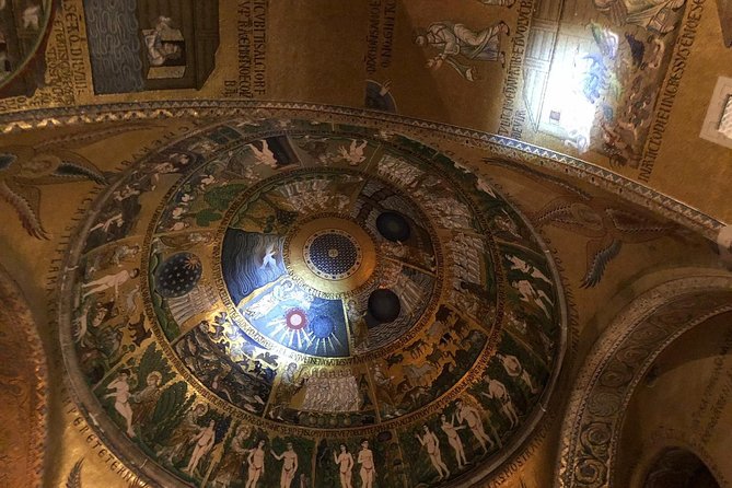 Venice Private Evening Stroll with VIP Entry to Saint Mark's After Hours - Guides and pacing: what makes the experience click