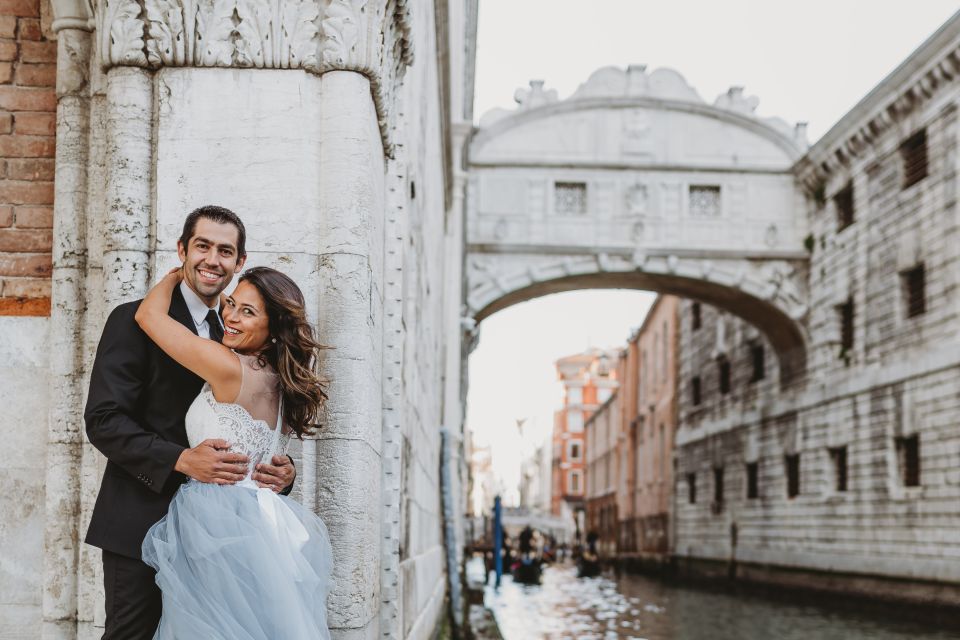 Venice: Private Gondola Ride with Photo Shoot - Cost and Value: Is $832 for Up to 4 Worth It?