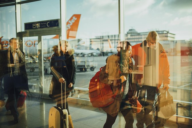 Venice Private Transfer (Hotel, Port, Venice or Treviso Airport, Mestre TrainSt) - Practical Venice Tips: Water Taxi Steps and the €5 Access Fee