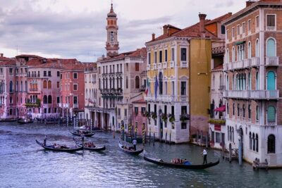 Venice Scavenger Hunt and Highlights Self Guided Audio Tour - Price and value: what $9.60 really buys you