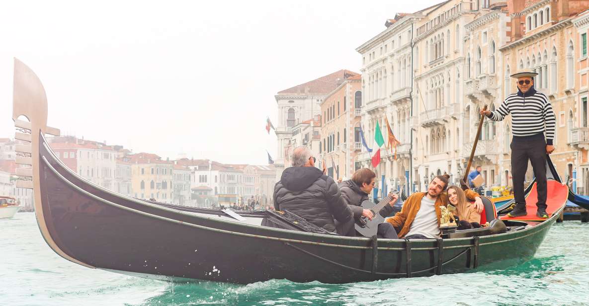 Venice: Shared Gondola Ride and Serenade - The quick pitch: what this gondola ride is really like