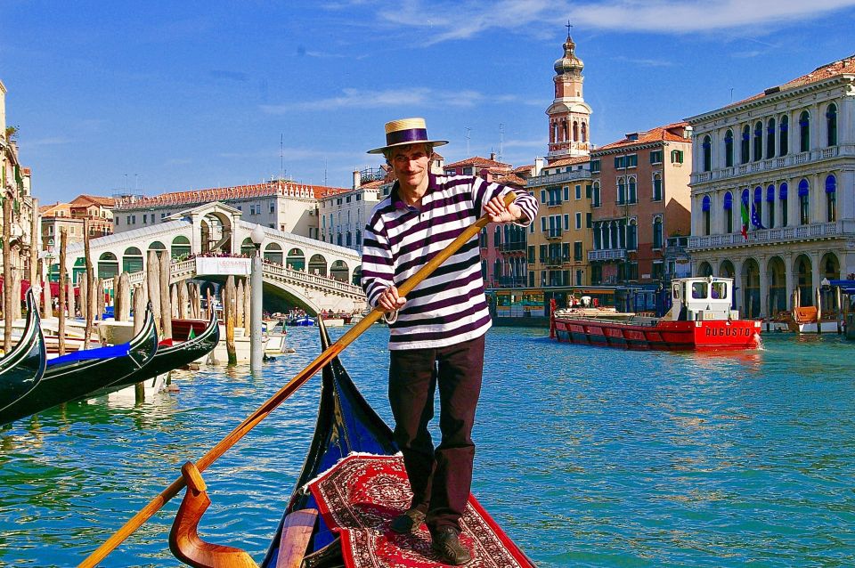 Venice: Shared Gondola Ride through the Lagoon City - Grand Canal to the smaller canals: the route’s best trick